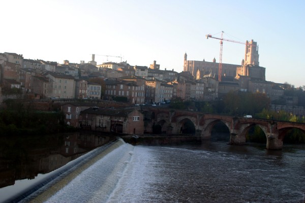 Cornwall Weblog: The Tarn River, Albi, France (IMG_2065.JPG, 600 x 400, 52.0K) 